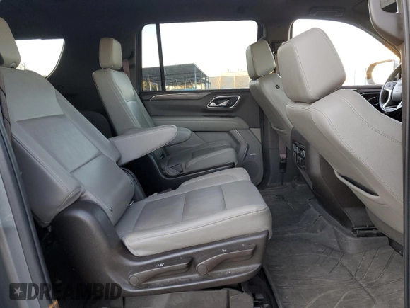 2021 Chevrolet Suburban Z71 with VIN 1GNSKDKDXMR310076, listed as a Copart auction lot 43055185 with 88,300 mi miles and Salvage title. Bid and sale history available at DreamBid. Image 11.