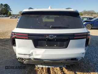 2024 Chevrolet Traverse FWD LT z VIN 1GNERGKS7RJ200715, wystawiony jako Copart lot #49406085 z przebiegiem 12 325 mil mil oraz Szkoda całkowita • Salvage title. Historia ofert i sprzedaży dostępna na DreamBid. Obrazek 6.