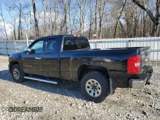 2010 Chevrolet Silverado 1500 LS with VIN 1GCSKREA4AZ163482, listed as a Copart auction lot 84028464 with 108,989 mi miles and Clean Title. Bid and sale history available at DreamBid. Image 2.