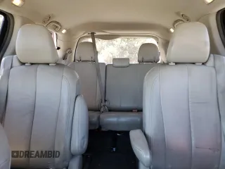 2012 Toyota Sienna XLE with VIN 5TDDK3DC0CS041425, listed as a Copart auction lot 60286305 with 214,634 mi miles and Salvage title. Bid and sale history available at DreamBid. Image 10.