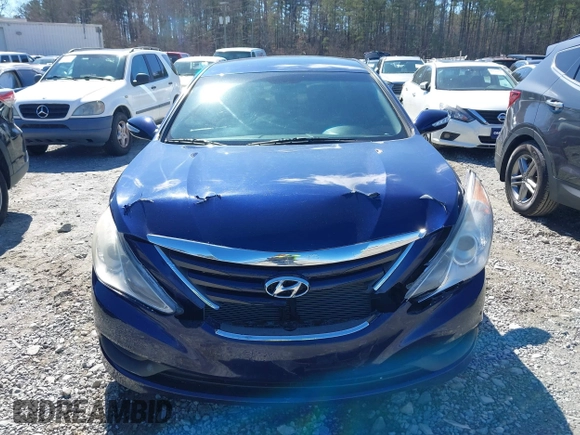 2014 Hyundai Sonata GLS with VIN 5NPEB4AC9EH823827, listed as a IAAI auction lot 41739716 with 118,082 mi miles and . Bid and sale history available at carsss.com. Image 12.