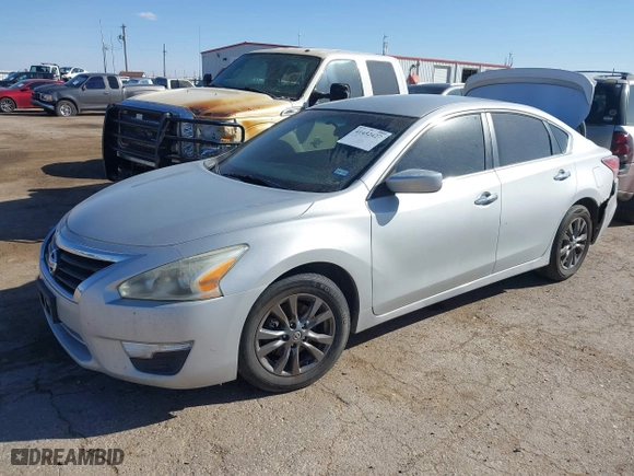 2015 Nissan Altima 2.5 with VIN 1N4AL3AP0FN898528, listed as a IAAI auction lot 41452427 with 159,192 mi miles. Bid and sale history available at carsss.com. Image 2.