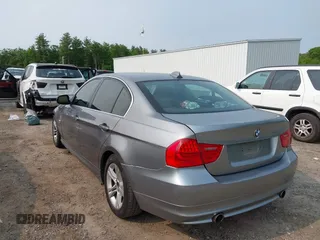 2009 BMW 3 Series 335i xDrive with VIN WBAPL33599A406944, listed as a IAAI auction lot 42426277 with 196,297 mi miles and . Bid and sale history available at DreamBid. Image 3.