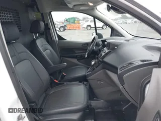 2019 Ford Transit Connect XL z VIN NM0LE7E2XK1431554, wystawiony jako IAAI lot #41464835 z przebiegiem 46 687 mil mil oraz . Historia ofert i sprzedaży dostępna na DreamBid. Obrazek 5.