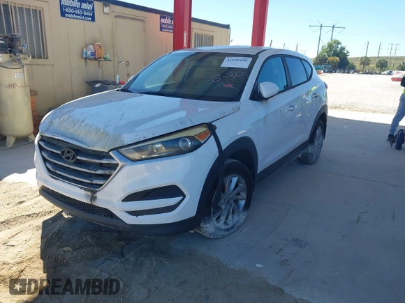 2017 Hyundai Tucson SE with VIN KM8J23A45HU328404, listed as a IAAI auction lot 41695180 with 120,458 mi miles. Bid and sale history available at carsss.com. Image 17.