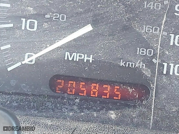 2002 Chevrolet Cavalier with VIN 1G1JC524627399427, listed as a IAAI auction lot 41473716 with 205,835 mi miles. Bid and sale history available at carsss.com. Image 7.