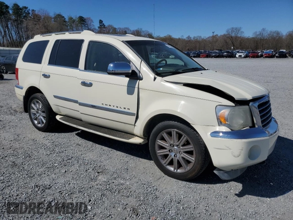 2008 Chrysler Aspen Limited z VIN 1A8HW582X8F137677, wystawiony jako Copart lot #50180325 z przebiegiem 86 253 mil mil oraz Szkoda całkowita • Salvage title. Historia ofert i sprzedaży dostępna na DreamBid. Obrazek 4.