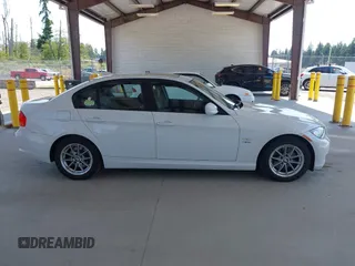 2010 BMW 3 Series 328i xDrive with VIN WBAPK5C58AA649146, listed as a IAAI auction lot 42408311 with 90,944 mi miles and . Bid and sale history available at DreamBid. Image 13.
