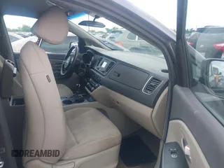 2015 Kia Sedona LX with VIN KNDMB5C16F6065437, listed as a IAAI auction lot 42079430 with 149,991 mi miles and . Bid and sale history available at DreamBid. Image 5.