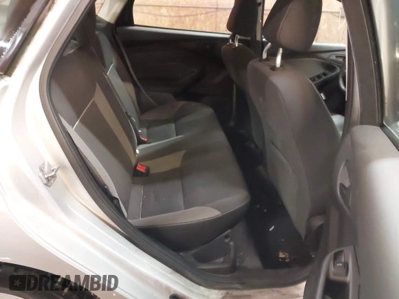 2012 Ford Focus SE with VIN 1FAHP3F2XCL175566, listed as a IAAI auction lot 41493698 with 197,255 mi miles and . Bid and sale history available at carsss.com. Image 8.