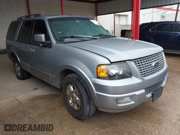 2006 Ford Expedition Limited with VIN 1FMFU19566LA69460, listed as a IAAI auction lot 41821057 with 263,586 mi miles. Bid and sale history available at carsss.com. Image 1.