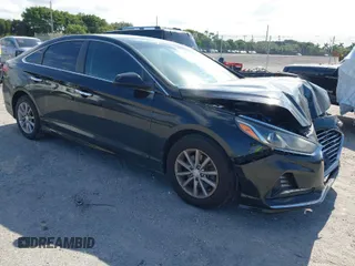 2018 Hyundai Sonata SE with VIN 5NPE24AF1JH725248, listed as a IAAI auction lot 40953310 with 148,892 mi miles and . Bid and sale history available at carsss.com. Image 1.