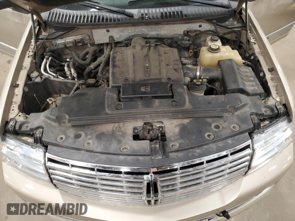 2007 Lincoln Navigator с VIN 5LMFL28557LJ24912, выставлен на аукционе Copart как лот 50890425 с пробегом 145 135 миль миль и Списание • Salvage title. История ставок и продаж доступна на DreamBid. Изображение 12.