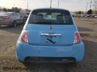 2015 FIAT 500e with VIN 3C3CFFGE4FT603419, listed as a Copart auction lot 85686474 with 0 mi miles and Salvage Title. Bid and sale history available at carsss.com. Image 6.