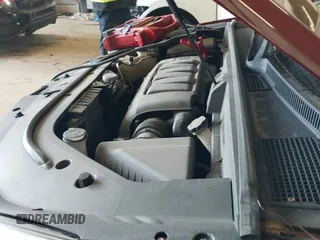 2010 Chevrolet Traverse 2LT с VIN 1GNLRGED8AS113411, выставлен на аукционе IAAI как лот 42041605 с пробегом 208 260 миль миль и . История ставок и продаж доступна на DreamBid. Изображение 18.