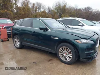 2017 Jaguar F-PACE 20d Prestige with VIN SADCK2BN4HA490089, listed as a IAAI auction lot 41457625 with 81,503 mi miles. Bid and sale history available at carsss.com. Image 13.