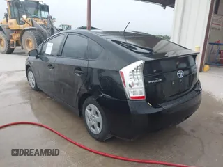 2010 Toyota Prius II with VIN JTDKN3DU1A0152394, listed as a IAAI auction lot 42038271 with 183,982 mi miles. Bid and sale history available at carsss.com. Image 3.