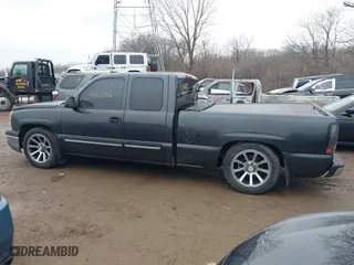 2004 Chevrolet Silverado 1500 Work Truck with VIN 1GCEC19X94Z322009, listed as a IAAI auction lot 41512046 with 146,433 mi miles. Bid and sale history available at carsss.com. Image 14.