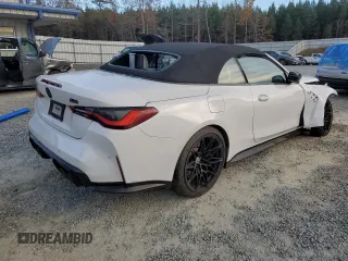 2022 BMW M4 Competition xDrive with VIN WBS33BA03NCK37773, listed as a Copart auction lot 81842564 with 0 mi miles and Salvage Title. Bid and sale history available at carsss.com. Image 3.