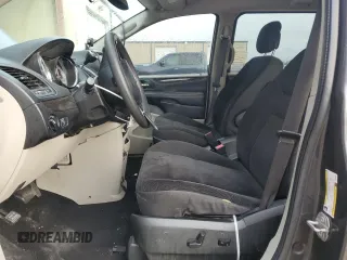 2019 Dodge Grand Caravan SE with VIN 2C4RDGBG0KR583936, listed as a Copart auction lot 53003875 with 299,602 mi miles and Clean Title. Bid and sale history available at DreamBid. Image 7.