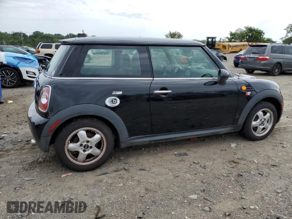 2012 MINI Hardtop with VIN WMWSU3C54CT367604, listed as a Copart auction lot 64897735 with Not provided miles and Clean title. Bid and sale history available at DreamBid. Image 3.