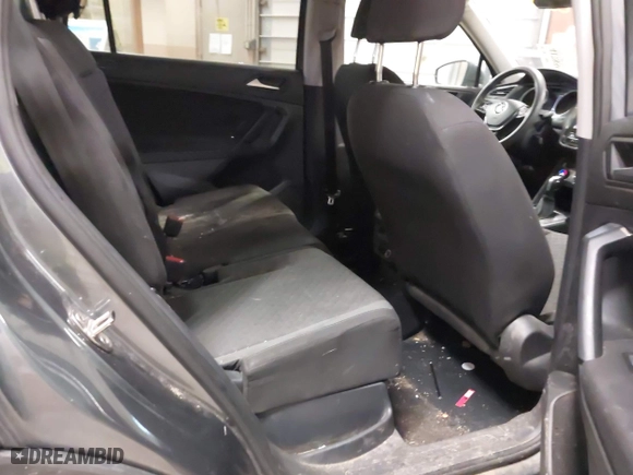 2019 Volkswagen Tiguan S with VIN 3VV0B7AX5KM180611, listed as a IAAI auction lot 41785980 with 169,203 mi miles. Bid and sale history available at carsss.com. Image 8.