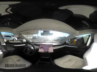2022 Tesla Model 3 Long Range z VIN 5YJ3E1EB4NF331218, wystawiony jako IAAI lot #41827613 z przebiegiem 84 088 mil mil oraz . Historia ofert i sprzedaży dostępna na DreamBid. Obrazek 18.