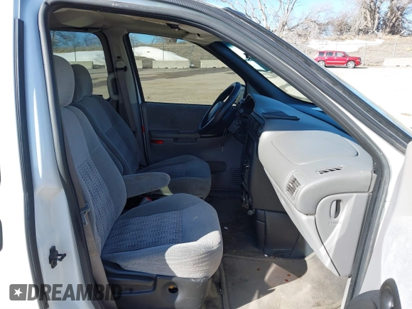 2001 Chevrolet Venture LS Y3G Mobility z VIN 1GNDX03E81D273323, wystawiony jako IAAI lot #41752086 z przebiegiem 197 221 mil mil oraz . Historia ofert i sprzedaży dostępna na DreamBid. Obrazek 5.