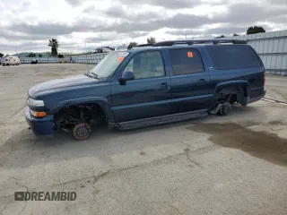2006 Chevrolet Suburban Z71 with VIN 3GNFK16Z76G121572, listed as a Copart auction lot 52029065 with 170,305 mi miles and Salvage Title. Bid and sale history available at carsss.com. Image 1.