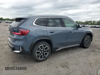 2023 BMW X1 xDrive28i с VIN WBX73EF04P5X15700, выставлен на аукционе Copart как лот 56488145 с пробегом 19 980 миль миль и Списание • Salvage title. История ставок и продаж доступна на DreamBid. Изображение 3.
