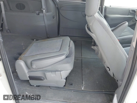 2005 Dodge Caravan SXT с VIN 2D4GP44L85R476597, выставлен на аукционе IAAI как лот 42667976 с пробегом 121 903 миль миль и . История ставок и продаж доступна на DreamBid. Изображение 8.