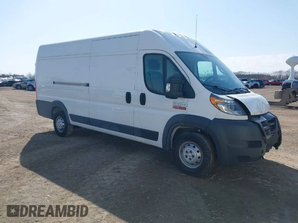 2018 Ram ProMaster Cargo with VIN 3C6URVJG0JE153588, listed as a IAAI auction lot 41726532 with 86,305 mi miles. Bid and sale history available at carsss.com. Image 1.
