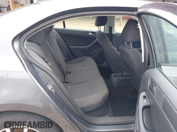 2013 Volkswagen Jetta S z VIN 3VW2K7AJ5DM369293, wystawiony jako IAAI lot #42172959 z przebiegiem 170 983 mil mil oraz . Historia ofert i sprzedaży dostępna na DreamBid. Obrazek 8.