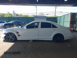 2008 Mercedes-Benz S 550 with VIN WDDNG86X88A230546, listed as a IAAI auction lot 42234138 with 130,028 mi miles and . Bid and sale history available at DreamBid. Image 14.