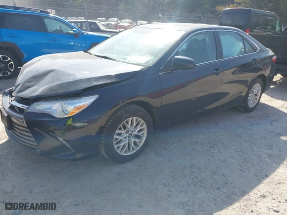 2017 Toyota Camry XLE with VIN 4T1BF1FK0HU353067, listed as a IAAI auction lot 41824576 with 112,409 mi miles. Bid and sale history available at carsss.com. Image 17.