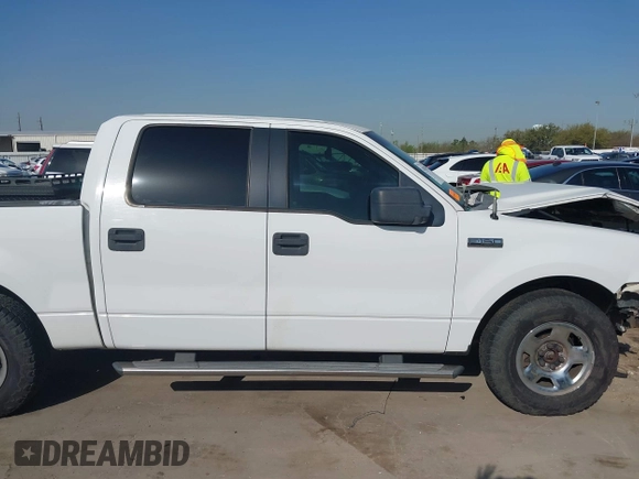 2006 Ford F-150 XLT with VIN 1FTPW12V16FB40883, listed as a IAAI auction lot 41839435 with 196,952 mi miles. Bid and sale history available at carsss.com. Image 14.