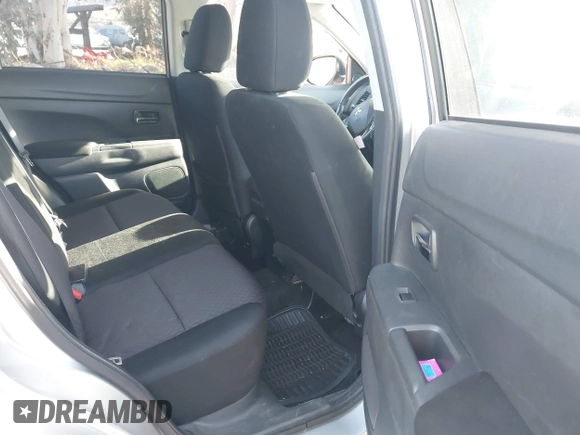 2019 Mitsubishi Outlander Sport ES 2.0 with VIN JA4AP3AU3KU023295, listed as a IAAI auction lot 41572071 with 90,635 mi miles. Bid and sale history available at carsss.com. Image 8.