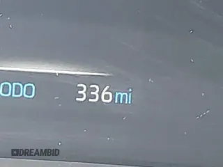 2024 Toyota Sienna XLE z VIN 5TDYRKEC4RS204737, wystawiony jako IAAI lot #40218275 z przebiegiem 336 mil mil oraz . Historia ofert i sprzedaży dostępna na DreamBid. Obrazek 15.