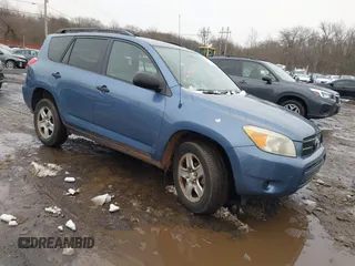 2007 Toyota RAV4 with VIN JTMZD33V376049723, listed as a IAAI auction lot 41560555 with 144,930 mi miles. Bid and sale history available at carsss.com. Image 1.
