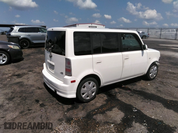 2006 Scion xB with VIN JTLKT324864101956, listed as a IAAI auction lot 37150381 with 250,574 mi miles. Bid and sale history available at carsss.com. Image 4.