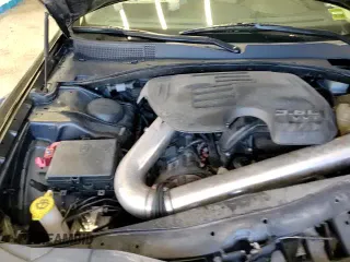 2019 Chrysler 300 Touring z VIN 2C3CCAAG9KH746195, wystawiony jako Copart lot #84523565 z przebiegiem 70 505 mil mil oraz Szkoda całkowita • Salvage title. Historia ofert i sprzedaży dostępna na DreamBid. Obrazek 15.