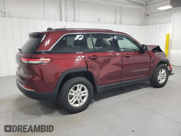 2024 Jeep Grand Cherokee Laredo with VIN 1C4RJHAG5RC715723, listed as a Copart auction lot 59212105 with 48,661 mi miles and Clean title. Bid and sale history available at DreamBid. Image 3.