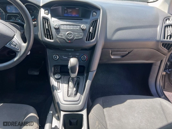 2016 Ford Focus S with VIN 1FADP3E25GL229944, listed as a Copart auction lot 53086185 with 172,401 mi miles and Clean Title. Bid and sale history available at carsss.com. Image 9.