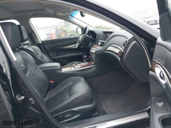2013 Infiniti M37 with VIN JN1BY1AP5DM512423, listed as a IAAI auction lot 41063320 with 113,075 mi miles. Bid and sale history available at carsss.com. Image 5.