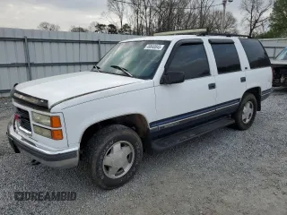1997 GMC Yukon with VIN 1GKEK13R4VJ700223, listed as a Copart auction lot 49840845 with 231,512 mi miles and Salvage Title. Bid and sale history available at carsss.com. Image 1.