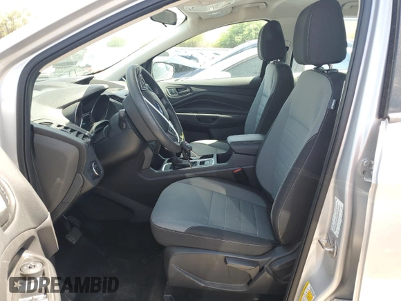 2017 Ford Escape S z VIN 1FMCU0F73HUD06275, wystawiony jako Copart lot #62875465 z przebiegiem 56 780 mil mil oraz Szkoda całkowita • Salvage title. Historia ofert i sprzedaży dostępna na DreamBid. Obrazek 7.