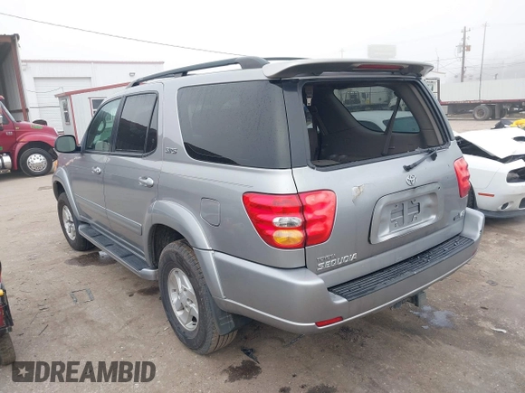 2003 Toyota Sequoia SR5 with VIN 5TDZT34A03S200882, listed as a IAAI auction lot 41664909 with 221,882 mi miles. Bid and sale history available at carsss.com. Image 3.