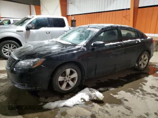 2011 Chrysler 200 S with VIN 1C3BC8FG4BN610500, listed as a Copart auction lot 43954295 with 154,044 mi miles and Clean Title. Bid and sale history available at carsss.com. Image 1.