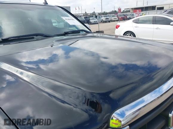 2011 GMC Sierra 1500 SLE z VIN 3GTP1VE0XBG306560, wystawiony jako IAAI lot #41496403 z przebiegiem 213 831 mil mil oraz . Historia ofert i sprzedaży dostępna na DreamBid. Obrazek 20.