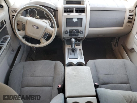 2009 Ford Escape Hybrid z VIN 1FMCU59329KB62379, wystawiony jako Copart lot #67153395 z przebiegiem 110 881 mil mil oraz Czysty tytuł • Clean title. Historia ofert i sprzedaży dostępna na DreamBid. Obrazek 8.